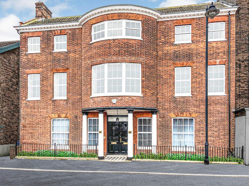 Ferienwohnung King Street Penthouse - 2 Bed Great Yarmouth Exterior foto